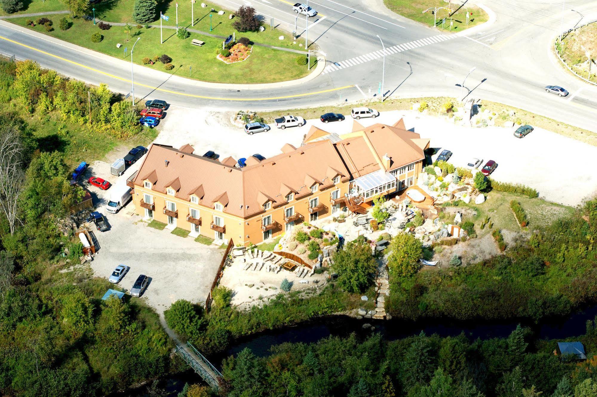 Hotel Alila Saint-Sauveur Exterior photo